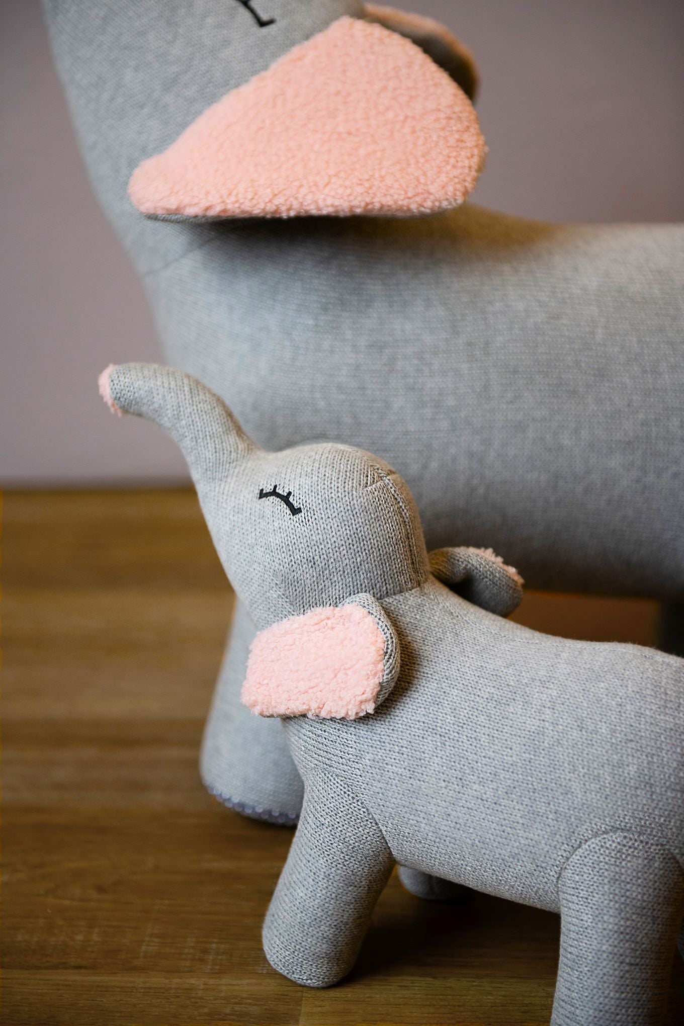 Mini & Mighty Elephants - Light Grey / Blush Pink