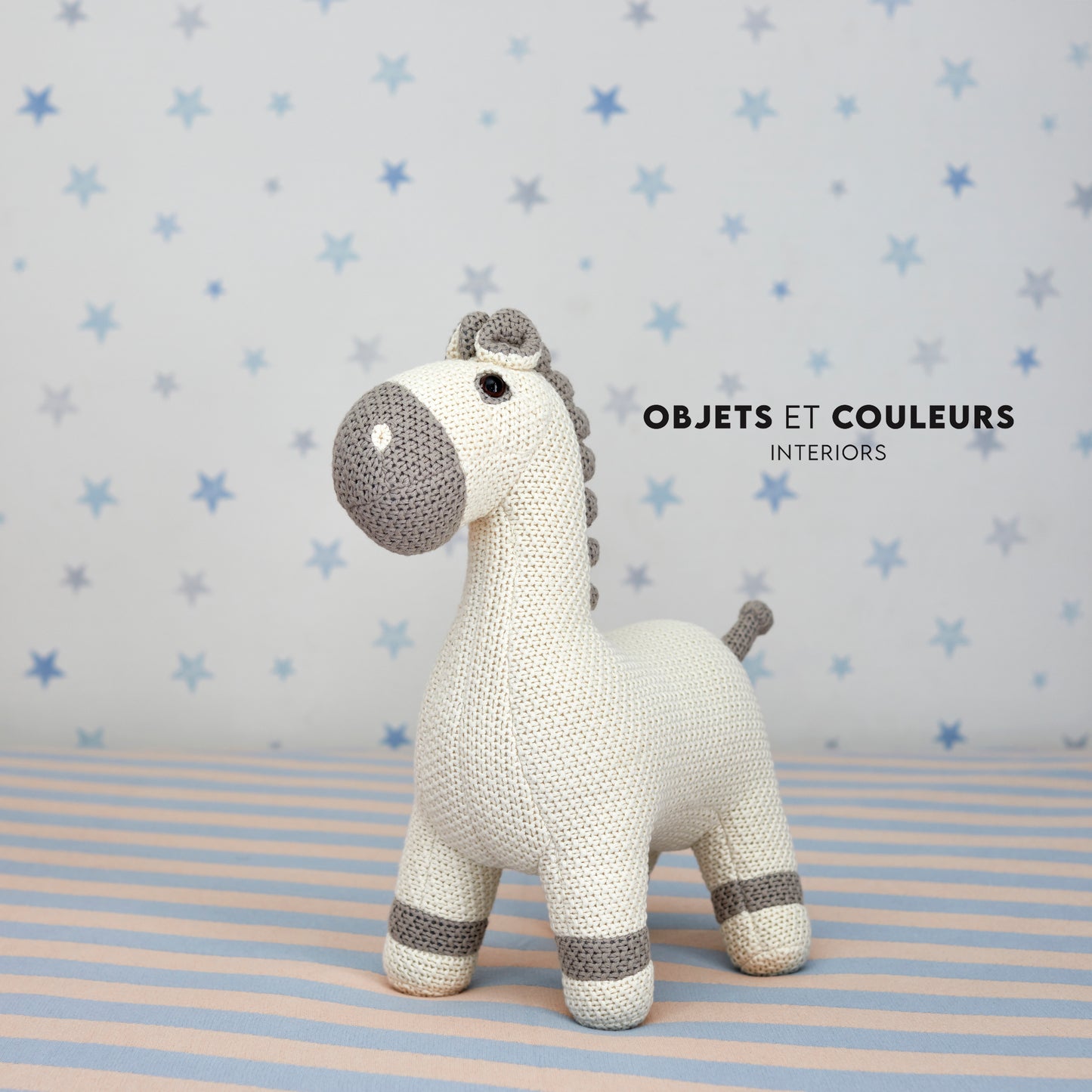 Horse - Off White/Grey