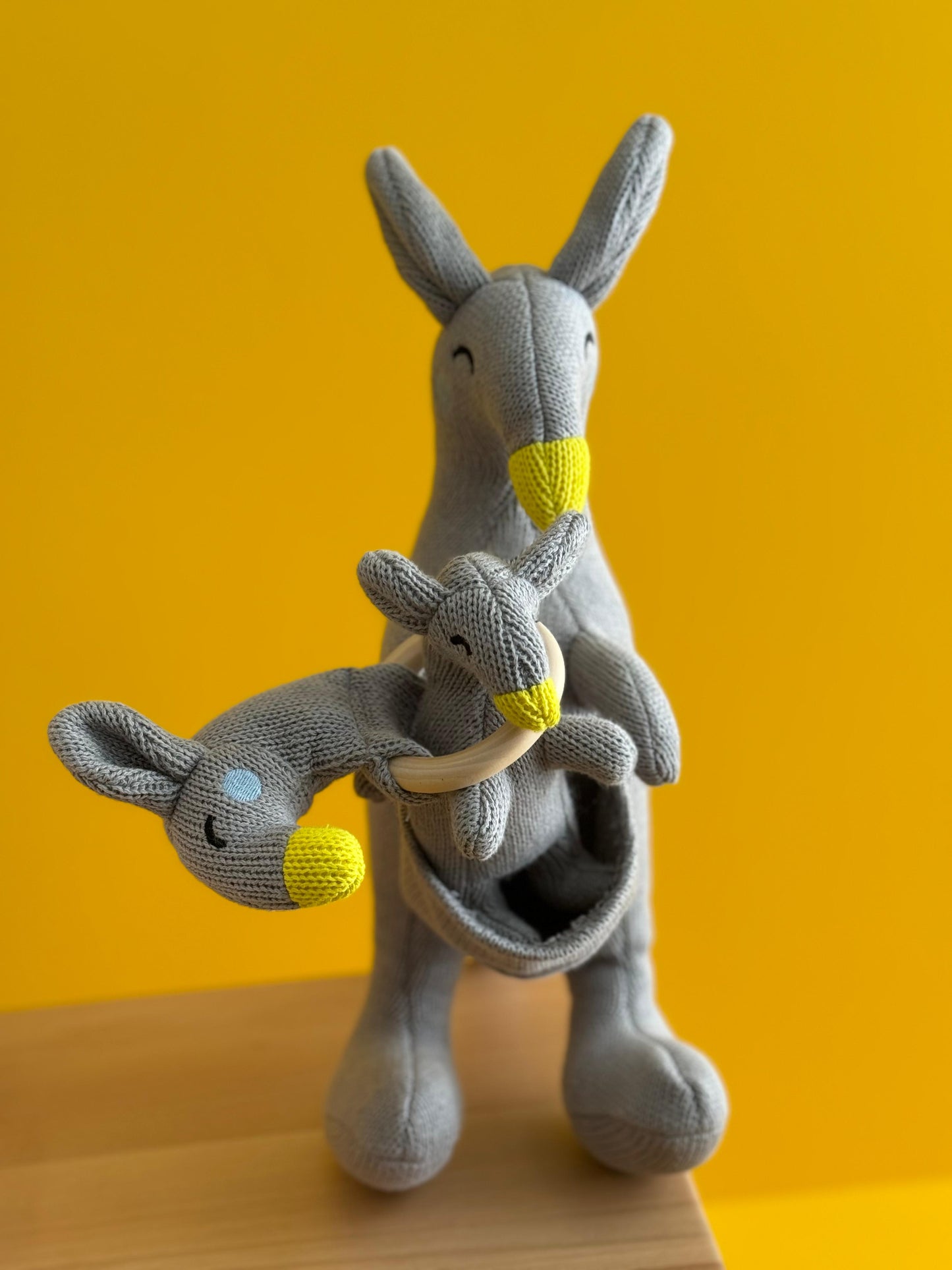 Hop & Hug
