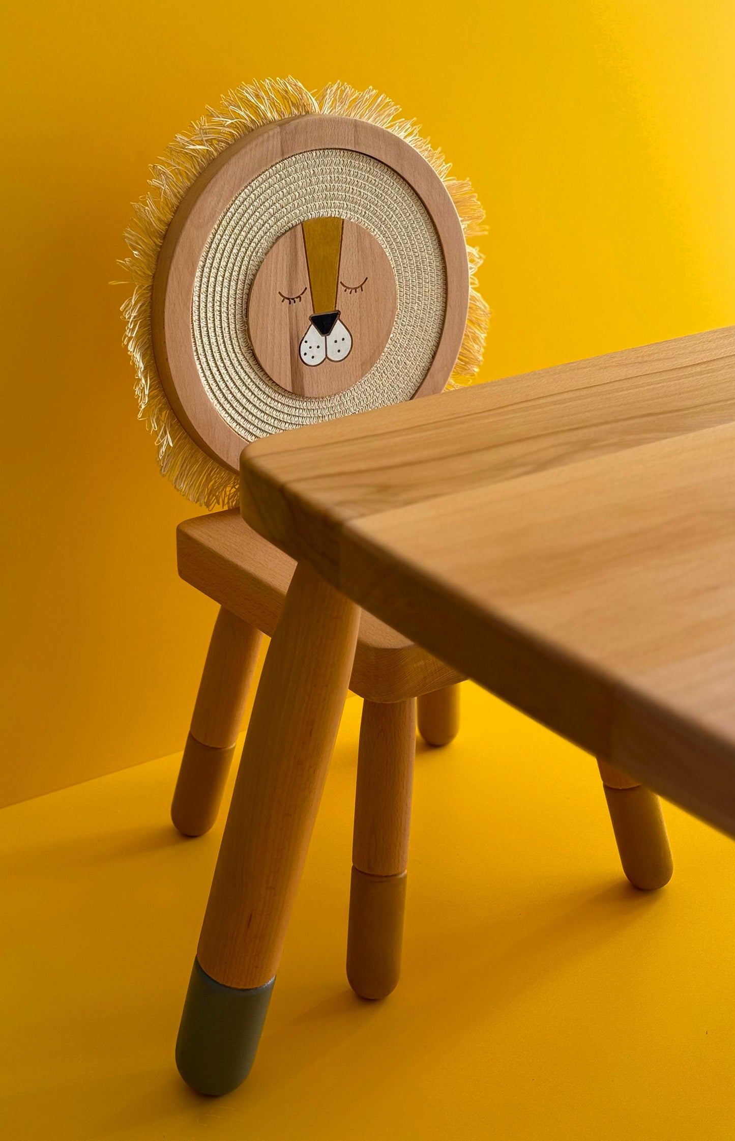 Top-Notch Handcrafted Table