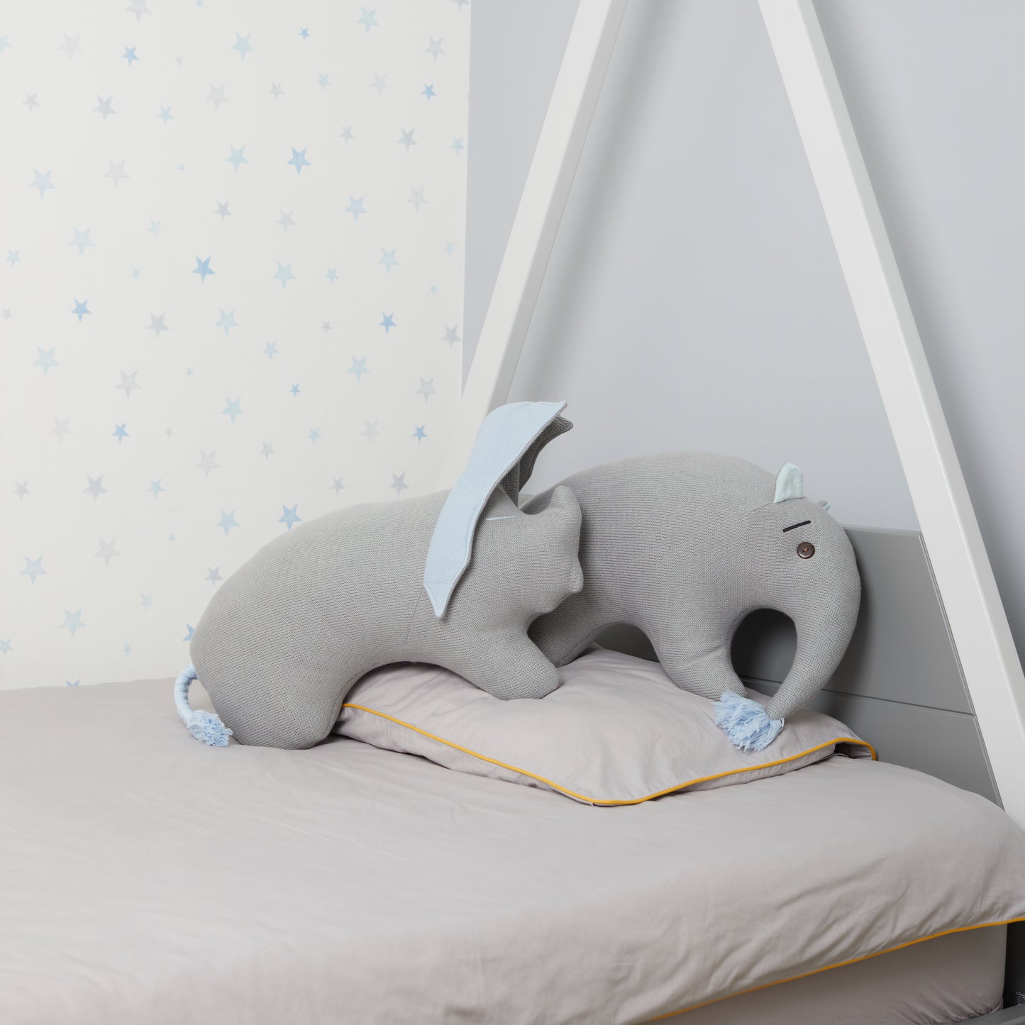 Trunk & Tail Pillow Pair